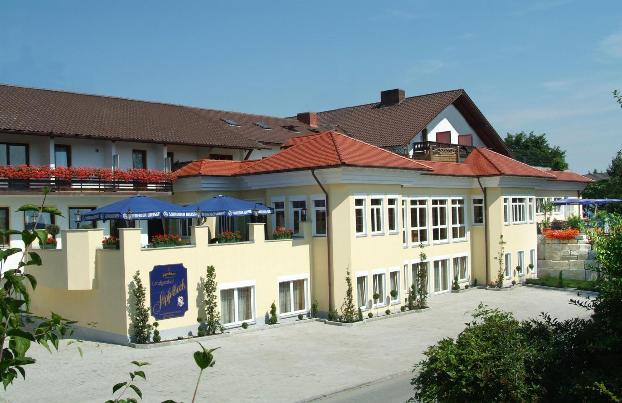 Landgasthof Apfelbeck Mamming ภายนอก รูปภาพ